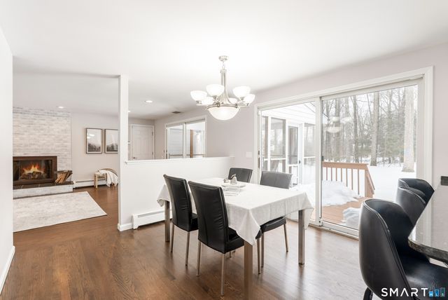 7 Hadley Drive, Avon, CT 06001