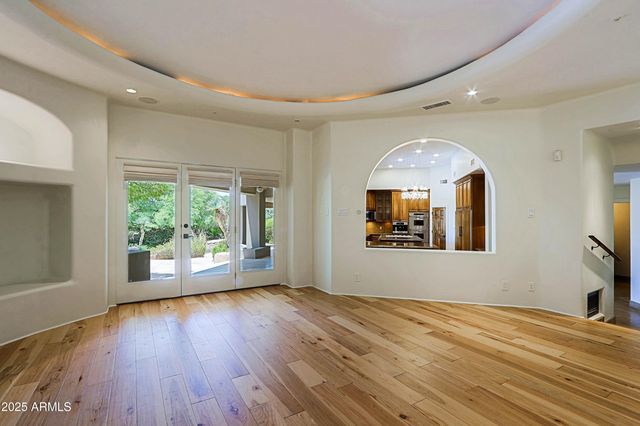 10040 E HAPPY VALLEY Road 204, Scottsdale, AZ 85255