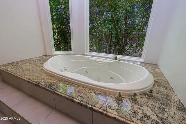 10040 E HAPPY VALLEY Road 204, Scottsdale, AZ 85255