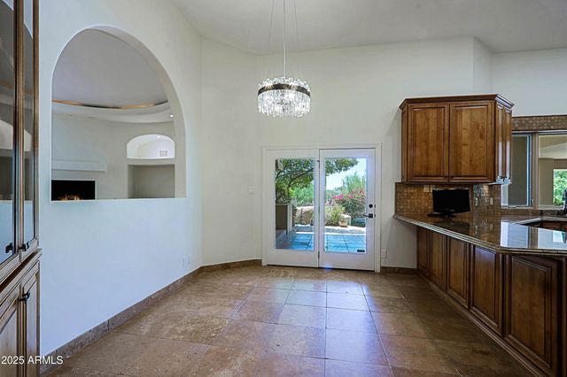 10040 E HAPPY VALLEY Road 204, Scottsdale, AZ 85255