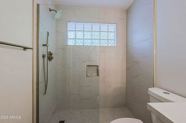 10040 E HAPPY VALLEY Road 204, Scottsdale, AZ 85255