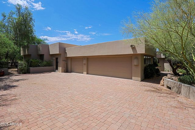 10040 E HAPPY VALLEY Road 204, Scottsdale, AZ 85255