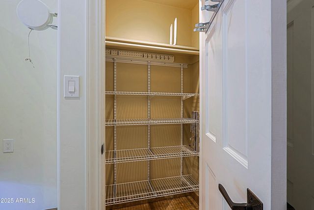 10040 E HAPPY VALLEY Road 204, Scottsdale, AZ 85255