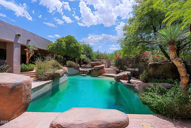 10040 E HAPPY VALLEY Road 204, Scottsdale, AZ 85255