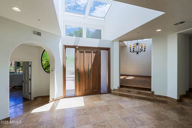 10040 E HAPPY VALLEY Road 204, Scottsdale, AZ 85255