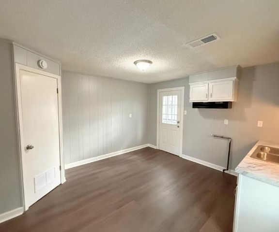 433 DIXIE RD, Memphis, TN 38109