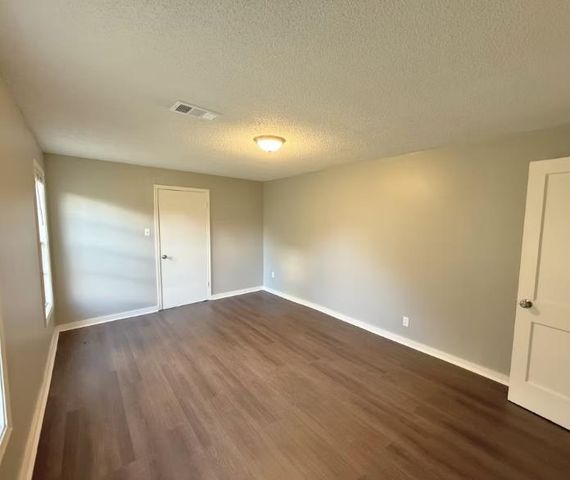 433 DIXIE RD, Memphis, TN 38109