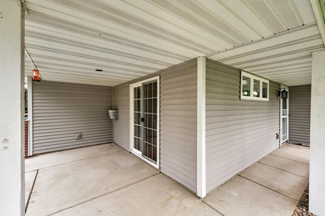 7803 Oak Court, Lino Lakes, MN 55014