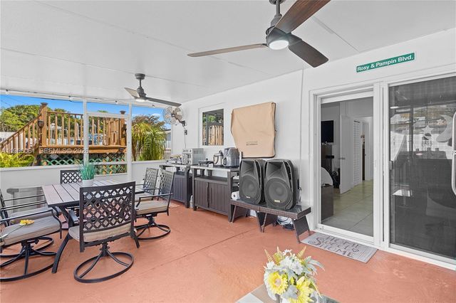 1031 NE 213th Ter, Miami, FL 33179