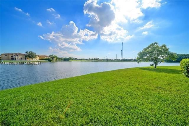 5271 SW 141st Ter, Miramar, FL 33027