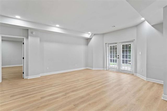 2023 Stoneleigh Drive, Stone Mountain, GA 30087