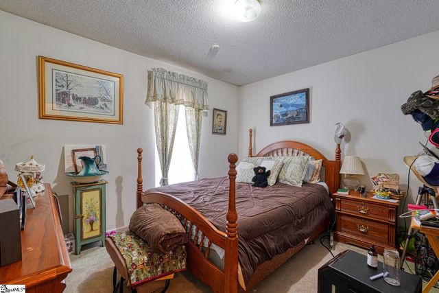 750 Goodjoin Road, Campobello, SC 29322