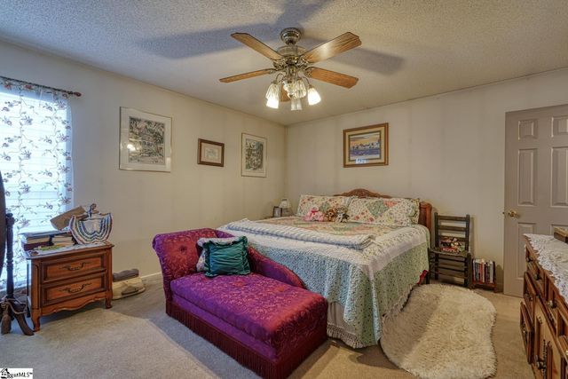 750 Goodjoin Road, Campobello, SC 29322