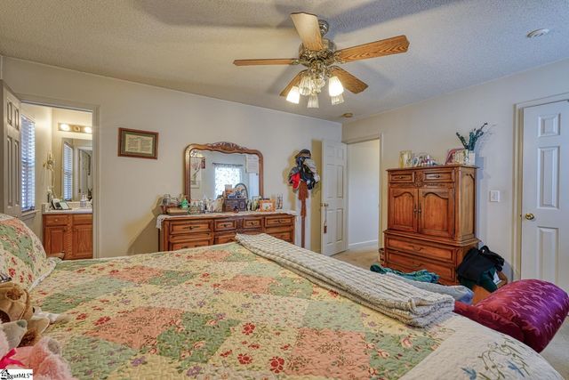 750 Goodjoin Road, Campobello, SC 29322