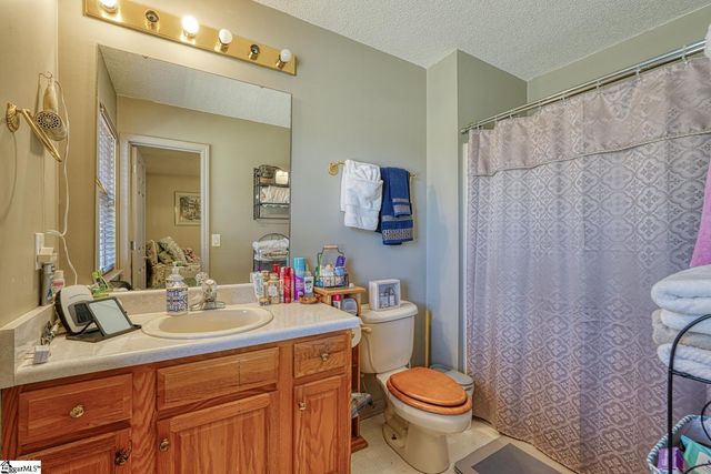 750 Goodjoin Road, Campobello, SC 29322