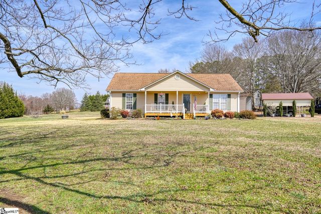 750 Goodjoin Road, Campobello, SC 29322