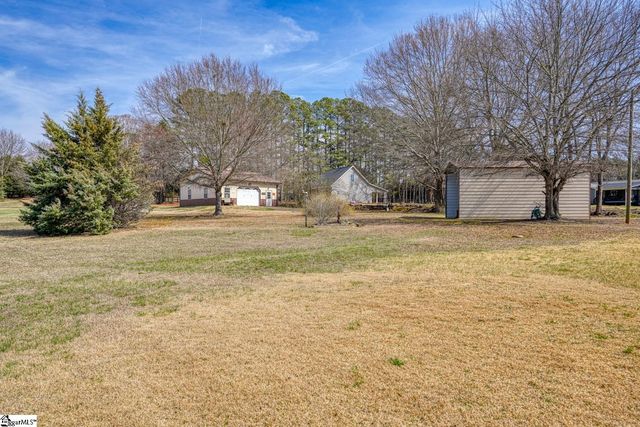 750 Goodjoin Road, Campobello, SC 29322