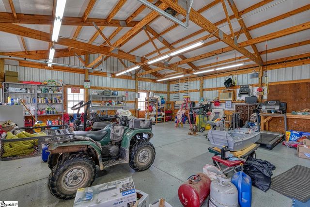 750 Goodjoin Road, Campobello, SC 29322