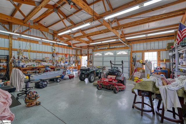 750 Goodjoin Road, Campobello, SC 29322