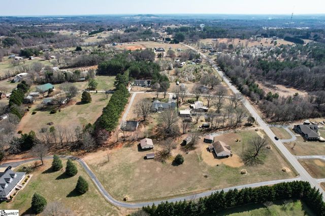 750 Goodjoin Road, Campobello, SC 29322