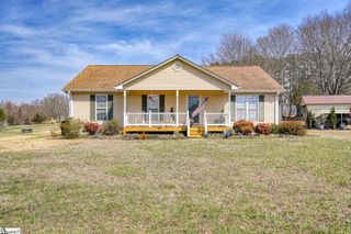 750 Goodjoin Road, Campobello, SC 29322