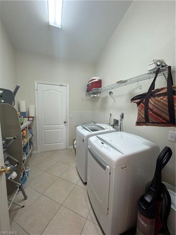2815 SW 25th AVE, Cape Coral, FL 33914