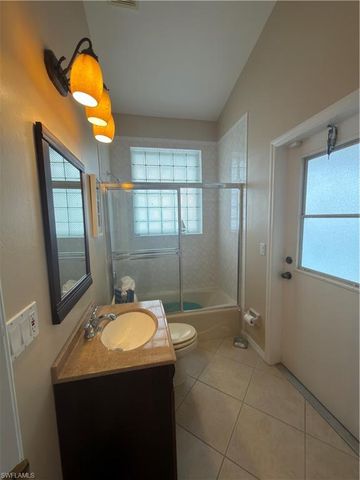 2815 SW 25th AVE, Cape Coral, FL 33914