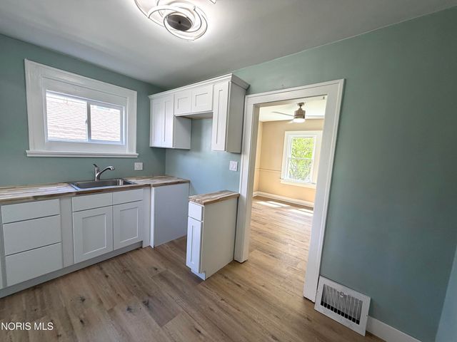 1344 Corbin Road, Toledo, OH 43612
