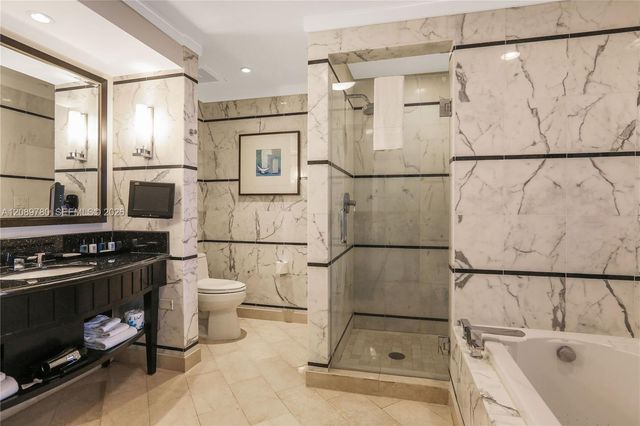 4391 Collins Avenue 605, Miami Beach, FL 33140