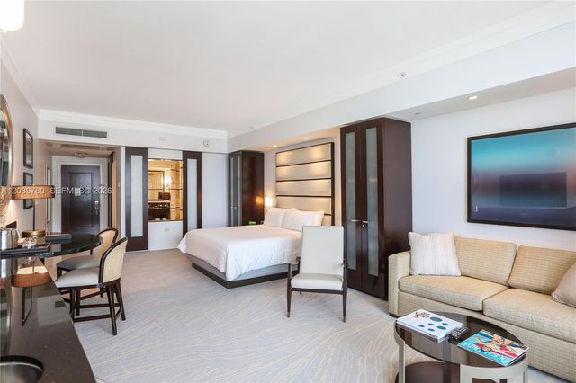 4391 Collins Avenue 605, Miami Beach, FL 33140