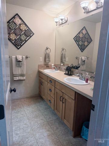 1809 W Milazzo St, Meridian, ID 83646