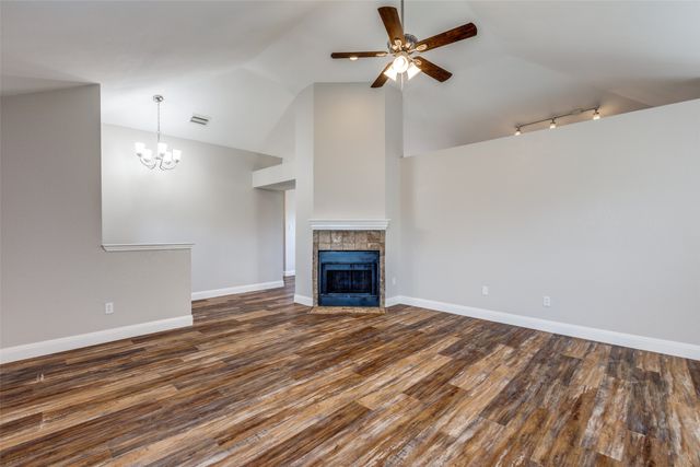 3814 Drakestone Avenue, Rowlett, TX 75088