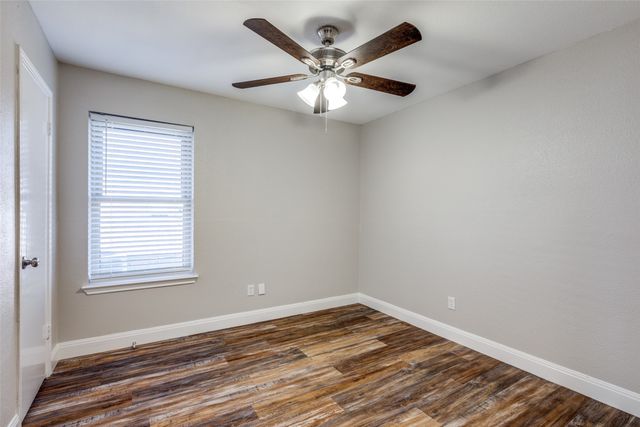 3814 Drakestone Avenue, Rowlett, TX 75088