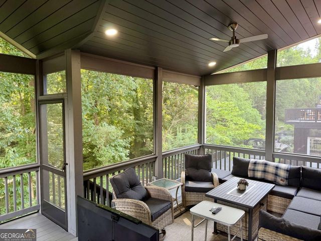 906 Wescott Lane, Atlanta, GA 30319