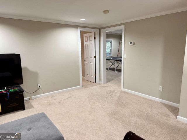 906 Wescott Lane, Atlanta, GA 30319