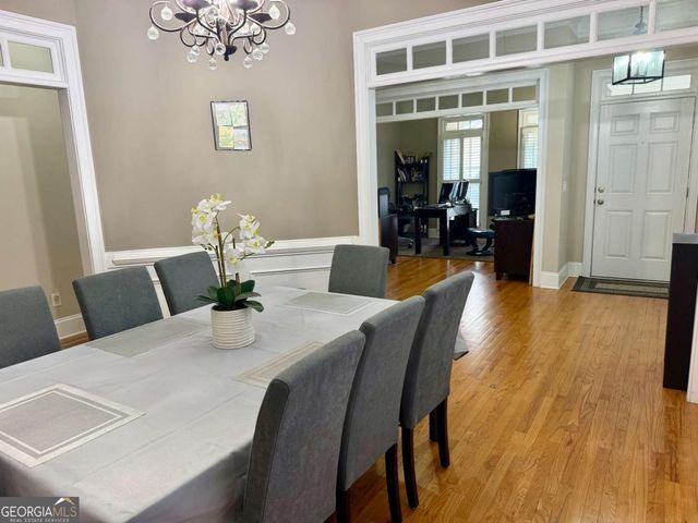906 Wescott Lane, Atlanta, GA 30319
