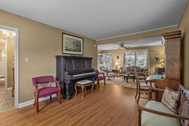 313 N Oak Dr., Surfside Beach, SC 29575