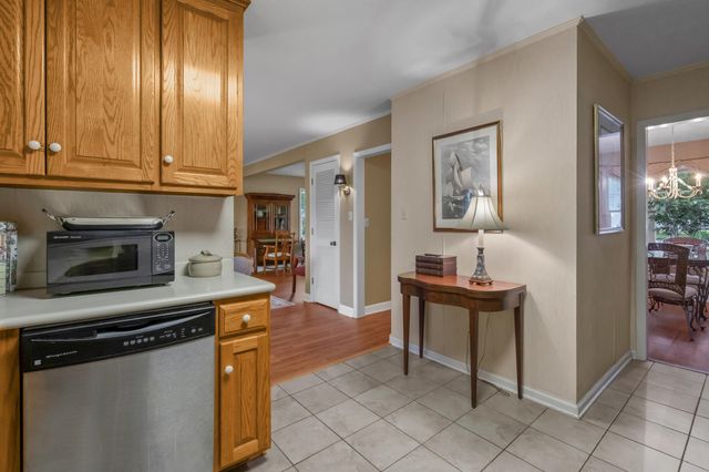 313 N Oak Dr., Surfside Beach, SC 29575