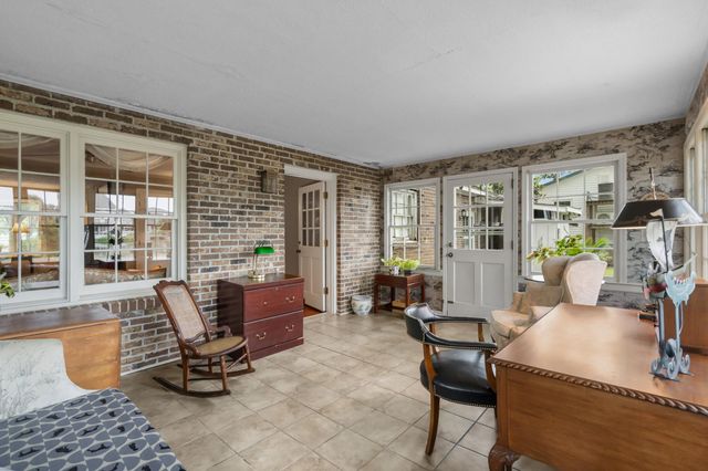 313 N Oak Dr., Surfside Beach, SC 29575