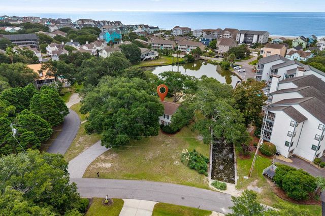 313 N Oak Dr., Surfside Beach, SC 29575