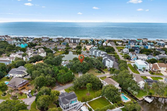 313 N Oak Dr., Surfside Beach, SC 29575