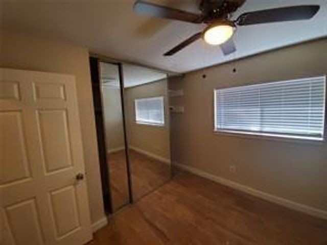 4051 Sherwood Street E, Houston, TX 77339