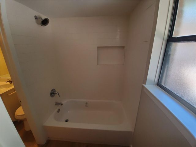 4051 Sherwood Street E, Houston, TX 77339