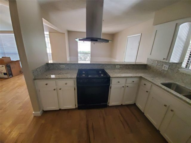 4051 Sherwood Street E, Houston, TX 77339