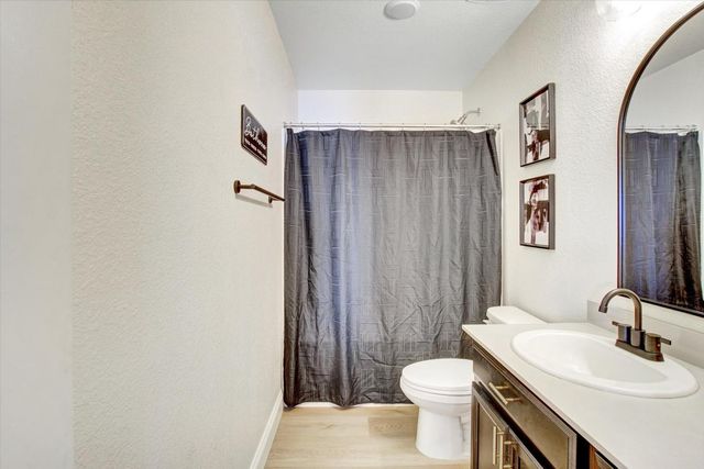 1328 Altaparke Ave, Sacramento, CA 95834