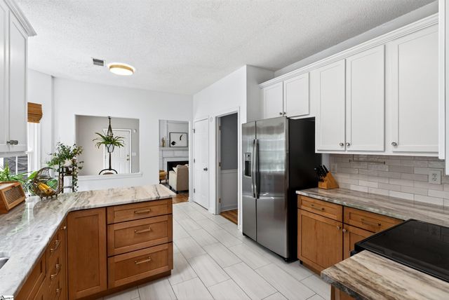 8 Twickenham Drive, Greenville, SC 29615