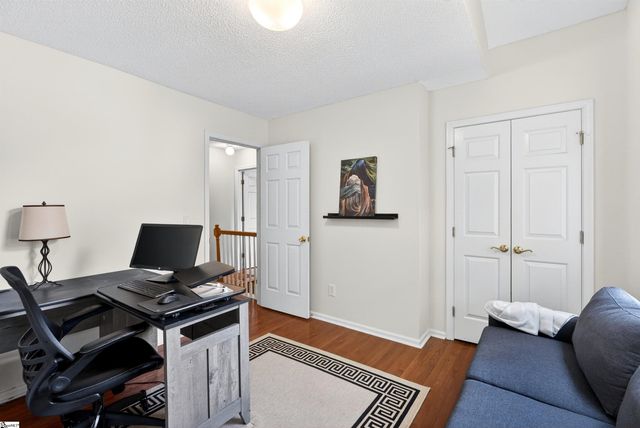 8 Twickenham Drive, Greenville, SC 29615