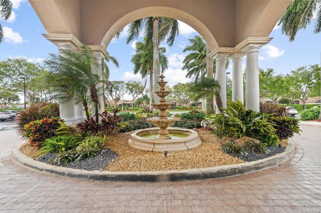 13817 Via Nadina, Delray Beach, FL 33446