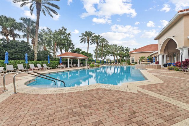 13817 Via Nadina, Delray Beach, FL 33446