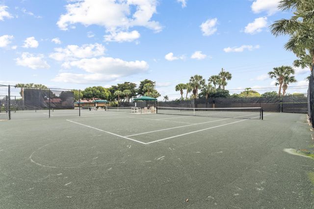 13817 Via Nadina, Delray Beach, FL 33446
